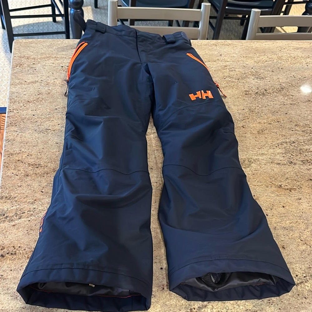 Helly Hansen Juniors Insulated Ski Pants Size 12. Excellent Condition